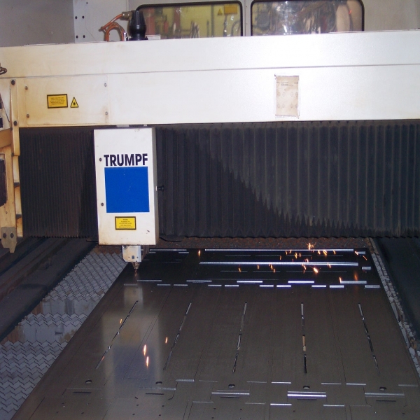 Trumpf TC L 3050 mit 5,0 kw Turbo Laser